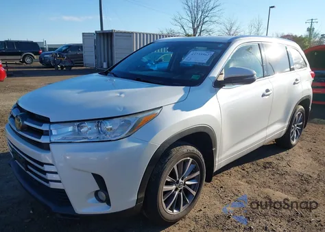 2018 Toyota Highlander Xle from USA, damaged, VIN 5TDJZRFH0JS909009